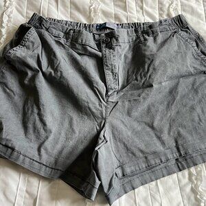 Old Navy Everyday 3X Womans Gray Khaki Shorts Plus Size